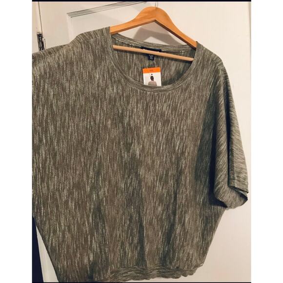 Dkny top sz 1X nwt - Picture 3 of 6